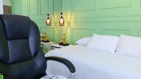 Kat online show from March 13, 12:39 pm