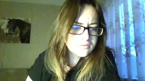 Snapshot of katarios_x chatting on October 7, 2:38 am katarios online show from October 7, 2:38 am