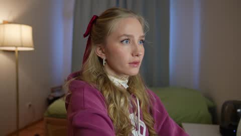 Snapshot of katcontrol chatting on December 25, 5:37 am katcontrol online show from December 25, 5:37 am