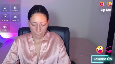 Snapshot of kate_arden chatting on January 23, 3:16 am Carla Palmer online show from January 23, 3:16 am