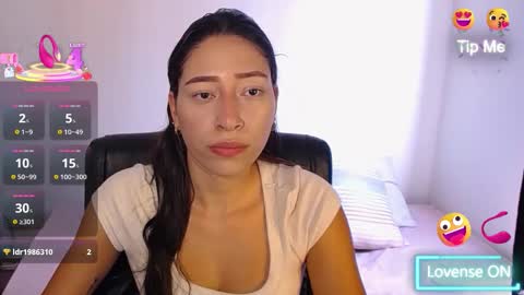 Snapshot of kate_arden chatting on October 4, 4:55 pm Carla Palmer online show from October 4, 4:55 pm