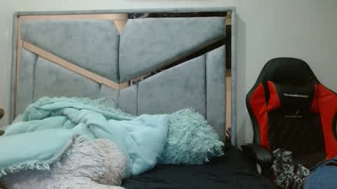 kate online show from April 24, 12:35 am