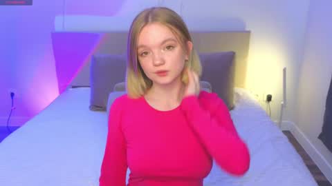 katebunnys online show from April 7, 4:47 am