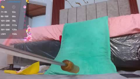 Kate Diaz online show from April 21, 1:42 am