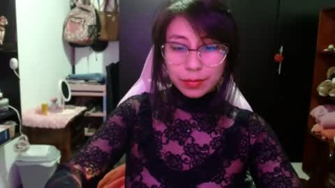 Kateeen18 online show from July 11, 5:07 am