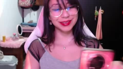 Kateeen18 online show from July 13, 5:19 am