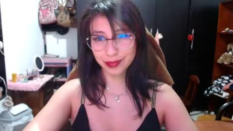 Kateeen18 online show from August 2, 4:26 am