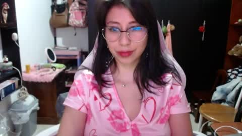Kateeen18 online show from July 25, 6:42 am