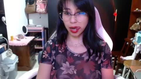 Kateeen18 online show from July 26, 6:43 am