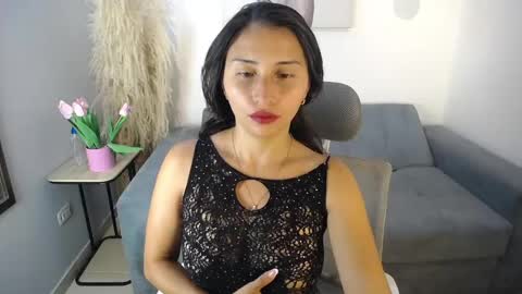 Kate  online show from April 19, 1:22 pm