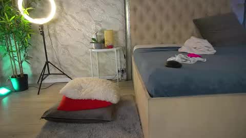 Kate online show from April 23, 12:29 pm