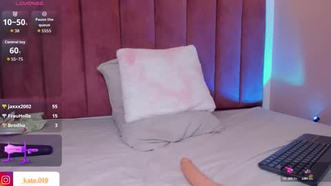 Snapshot of kateryn_bale chatting on September 17, 9:13 pm kateryn_bale online show from September 17, 9:13 pm