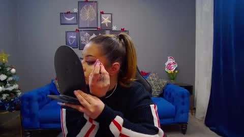 Kate online show from December 17, 6:09 pm