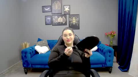 Kate online show from March 5, 6:12 pm