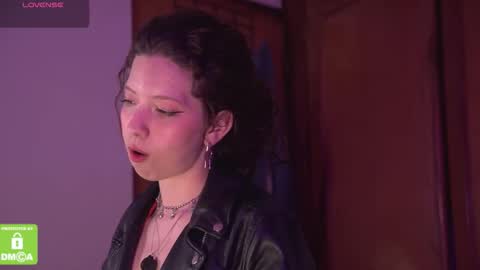 Katerine online show from November 7, 1:55 am