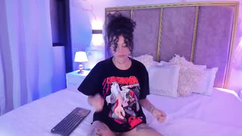 KatheGomez  online show from June 12, 3:03 am