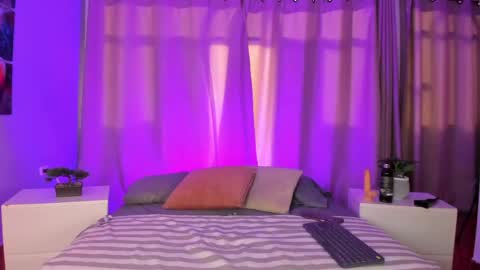 your kathe  online show from April 23, 9:06 pm