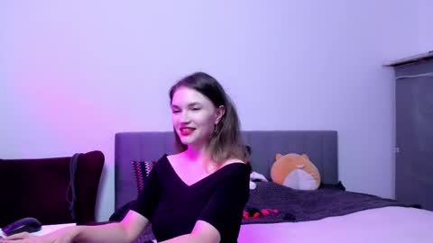 Katherine online show from October 16, 3:47 pm