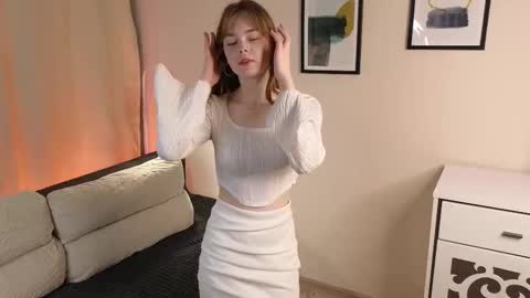 Jane online show from October 19, 7:38 pm