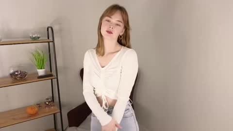 Snapshot of kathryn_bishop chatting on October 15, 7:16 pm Jane online show from October 15, 7:16 pm