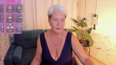 Kathy online show from August 3, 3:18 pm