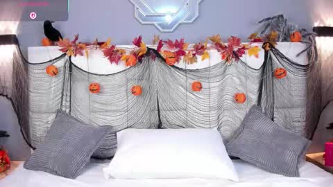 Kathy online show from October 25, 10:05 pm