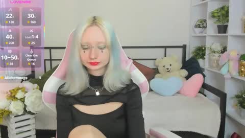 Katia  online show from May 6, 5:33 am