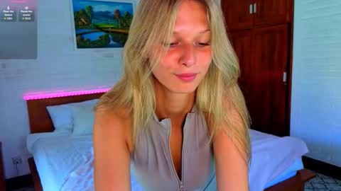 Katie online show from March 21, 3:44 am