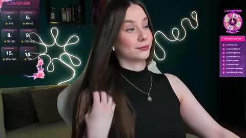 Snapshot of katie_taylorr chatting on October 17, 10:24 pm Katie online show from October 17, 10:24 pm