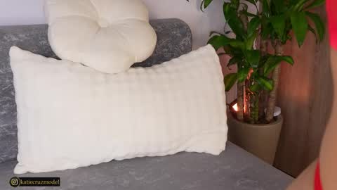 Katie online show from October 29, 11:36 am