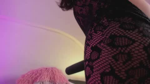 Katy  IGPeach kat666 online show from April 24, 12:30 pm