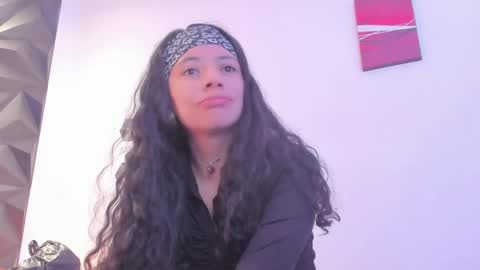 KATE  online show from April 26, 9:12 pm