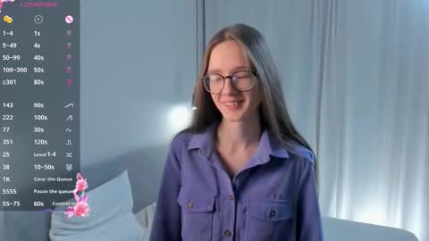 Scarlett online show from December 3, 8:38 am