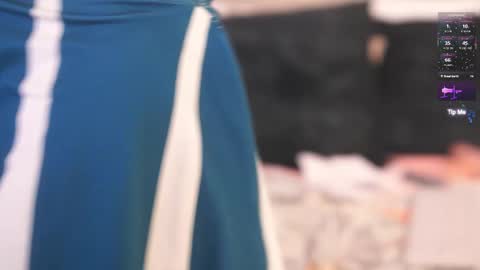 K A T L Y N  online show from December 20, 8:02 pm