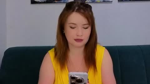 katniss_k online show from July 1, 5:07 am