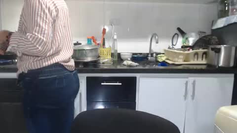 KattleyaGrey online show from November 24, 10:45 pm