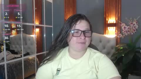 katty online show from April 28, 11:25 am