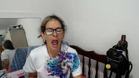 Snapshot of kattydirty144 chatting on March 12, 10:16 am angel online show from March 12, 10:16 am