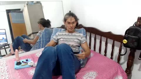 Snapshot of kattydirty144 chatting on March 5, 11:27 pm angel online show from March 5, 11:27 pm