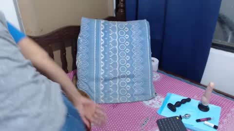 Snapshot of kattydirty144 chatting on September 25, 2:32 am angel online show from September 25, 2:32 am