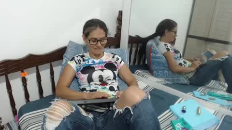 Snapshot of kattydirty144 chatting on January 10, 8:15 pm angel online show from January 10, 8:15 pm