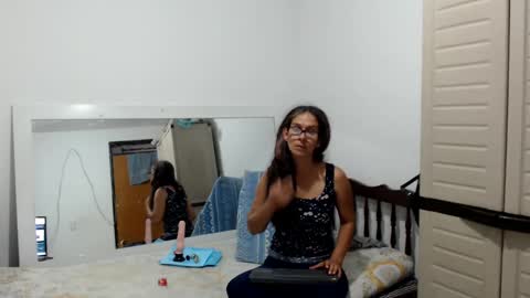 Snapshot of kattydirty144 chatting on February 1, 5:37 pm angel online show from February 1, 5:37 pm