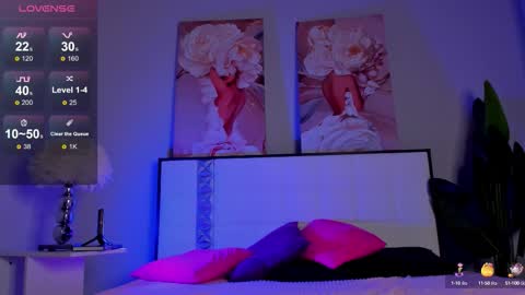 Snapshot of katy_bliss chatting on September 22, 10:24 am katy_bliss online show from September 22, 10:24 am