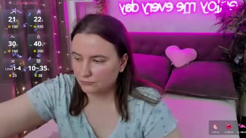 Kate online show from April 30, 7:02 am