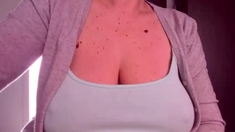 Katy online show from April 27, 5:04 am