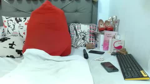 Snapshot of katysquirtdirty69 chatting on October 5, 11:15 am Katy online show from October 5, 11:15 am