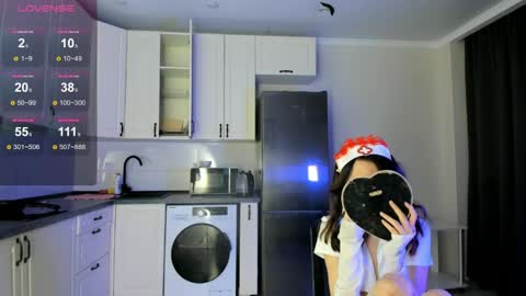 mai online show from April 26, 2:15 pm