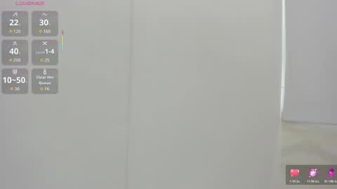   online show from November 7, 11:27 am