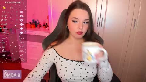 Alice online show from November 15, 10:11 pm