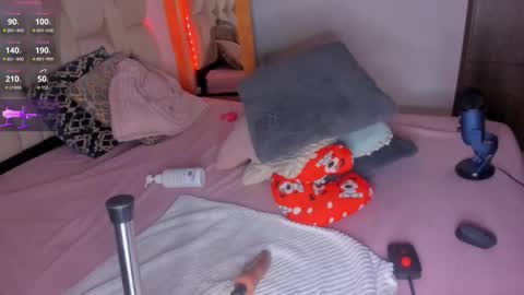 Snapshot of kayla_ada chatting on October 17, 2:15 am Kayla online show from October 17, 2:15 am